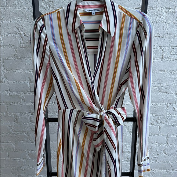 Veronica Beard “Lavella” style, Sample, Never worn, Striped Wrap Dress, size 4 - Picture 5 of 8